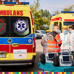 Ilustracja do artykułu [18.08.2020] Przekazanie ambulansów Wojewodzkiej Stacji Pogotowia Ratunkowego w Białymstoku 04.jpg