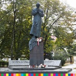 Pomnik ks Jerzego Popiełuszki.