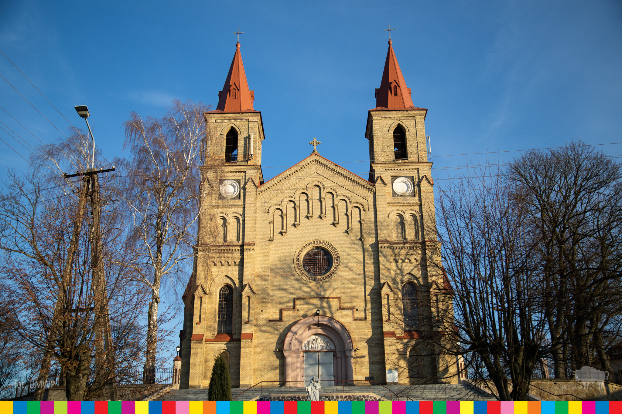Kościół rzymskokatolicki pod wezwaniem św. Stanisława Biskupa i Męczennika w Dąbrowie Białostockiej