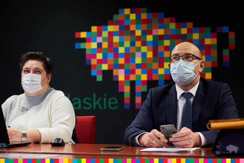 Komitet Umowy Partnerstwa - posiedzenie. Od lewej: dyrektor Departamentu Rozwoju Regionalnego Joanna Sarosiek i marszałek Artur Kosicki