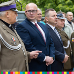 Tomasz Szeweluk, Sekretarz Województwa Podlaskiego oraz inni mężczyźni uczestniczący w wydarzeniu