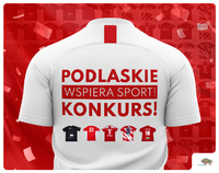 Biała koszulka z napisem "Podlaskie wspiera sport konkurs"